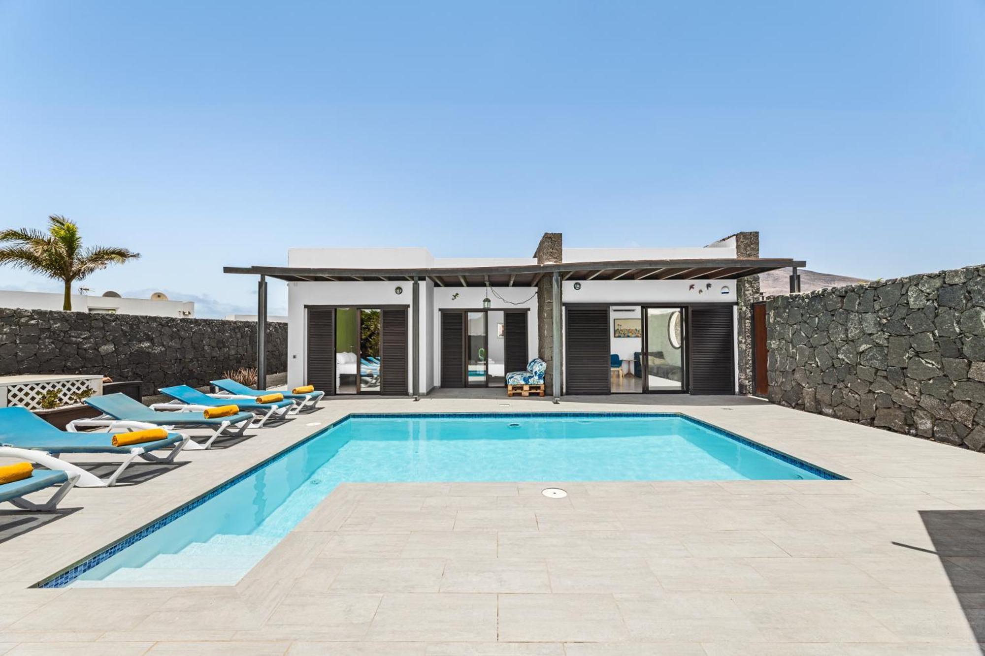 3 Bedroom Villa With Private Pool Close To Papagayo Beach Playa Blanca  Bagian luar foto