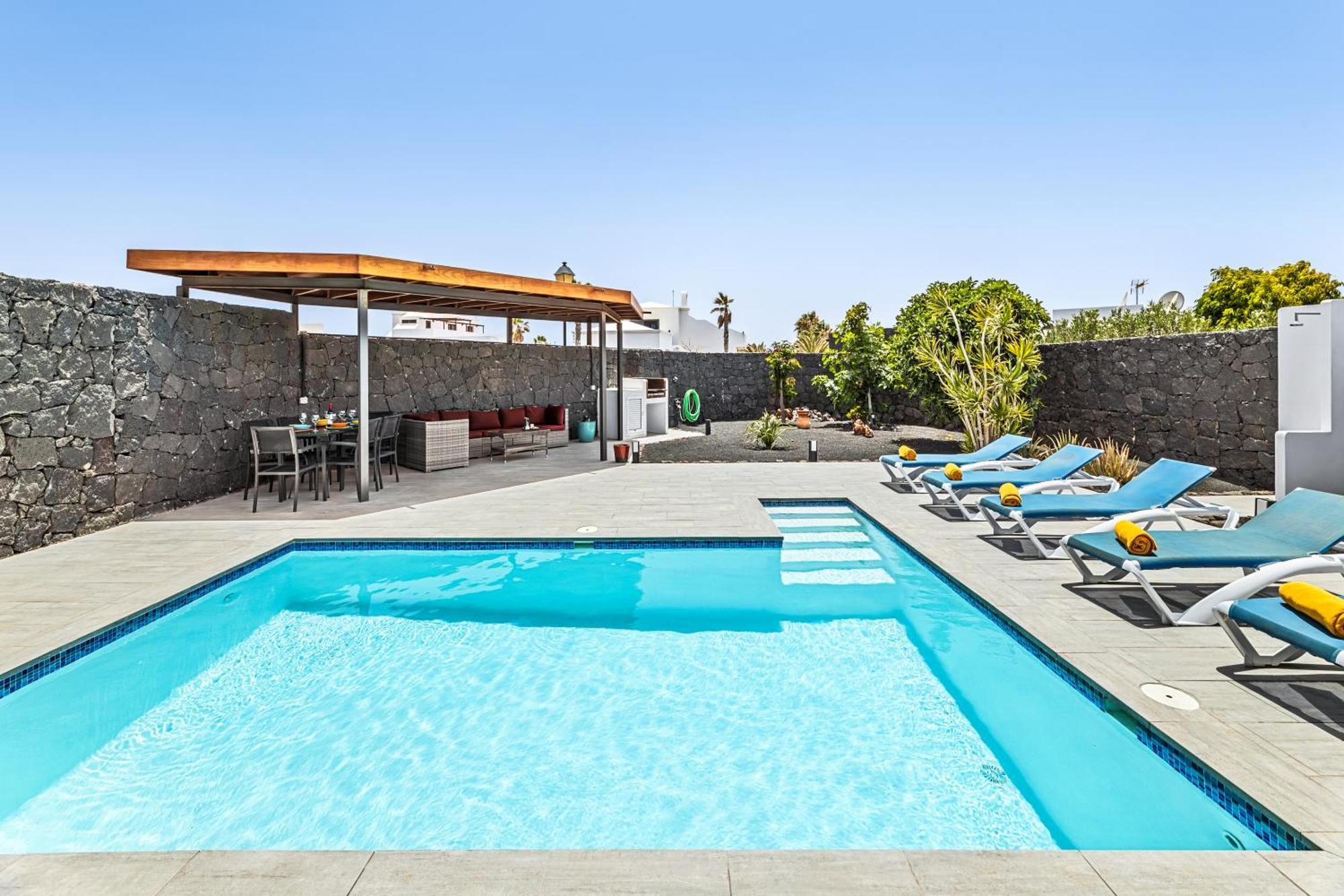 3 Bedroom Villa With Private Pool Close To Papagayo Beach Playa Blanca  Bagian luar foto